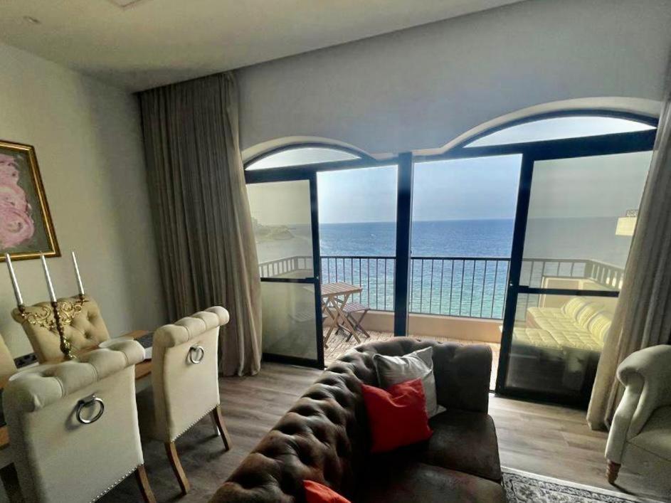 Beach Front High End Apartment, Direct Sea Views. Marsalforn Luaran gambar