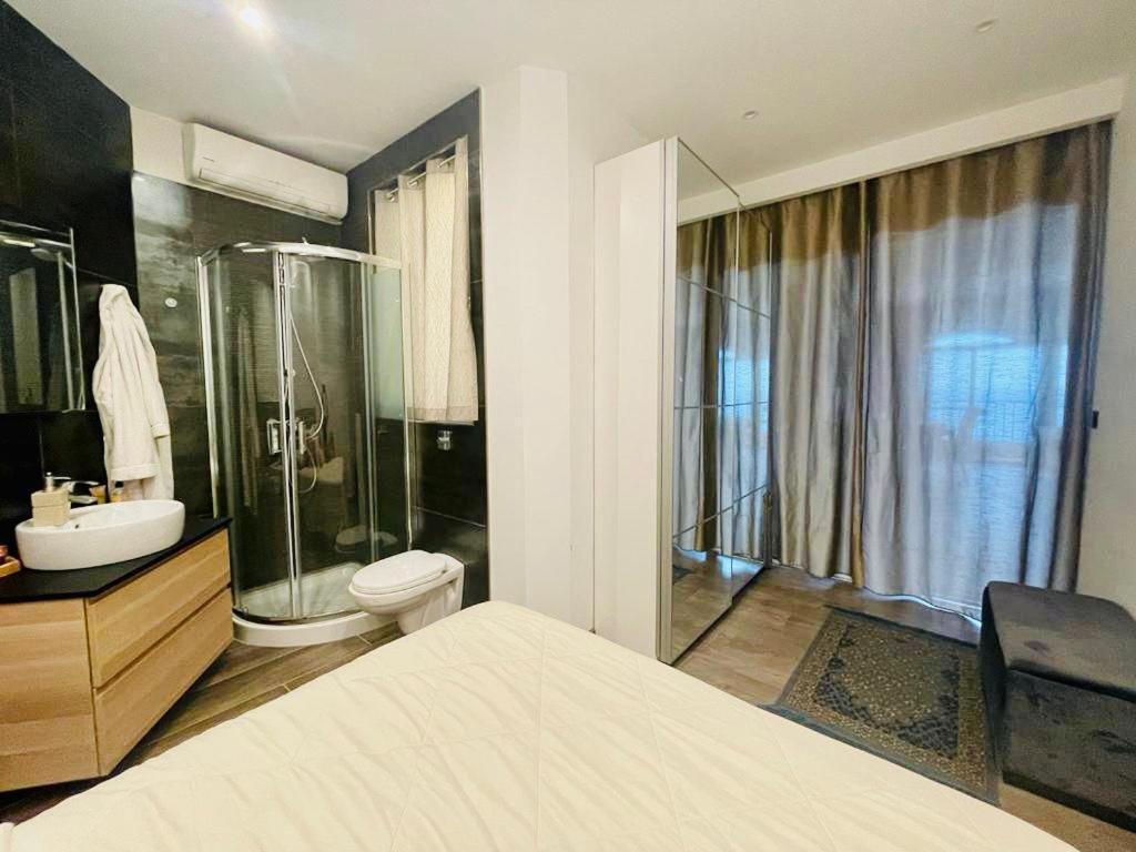 Beach Front High End Apartment, Direct Sea Views. Marsalforn Luaran gambar