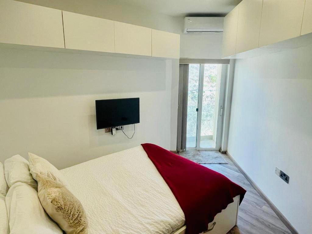 Beach Front High End Apartment, Direct Sea Views. Marsalforn Luaran gambar
